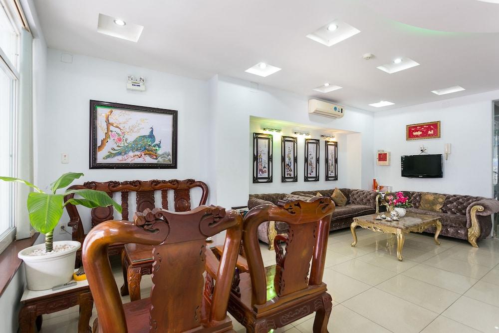 Oyo 130 Tuan Long Hotel Ho Chi Minh-Byen Eksteriør billede